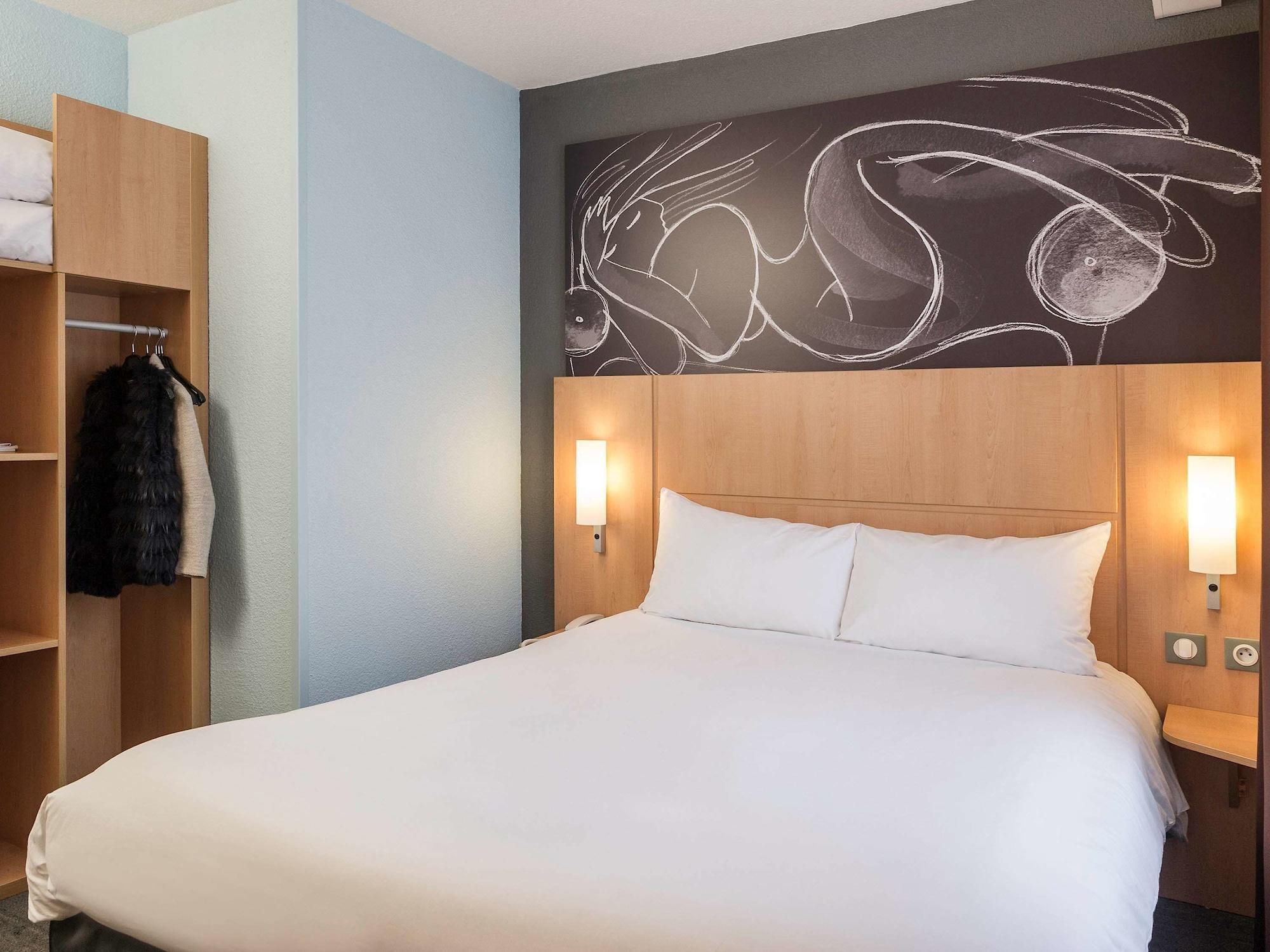 Отель Ibis Paris Vaugirard Porte De Versailles Экстерьер фото