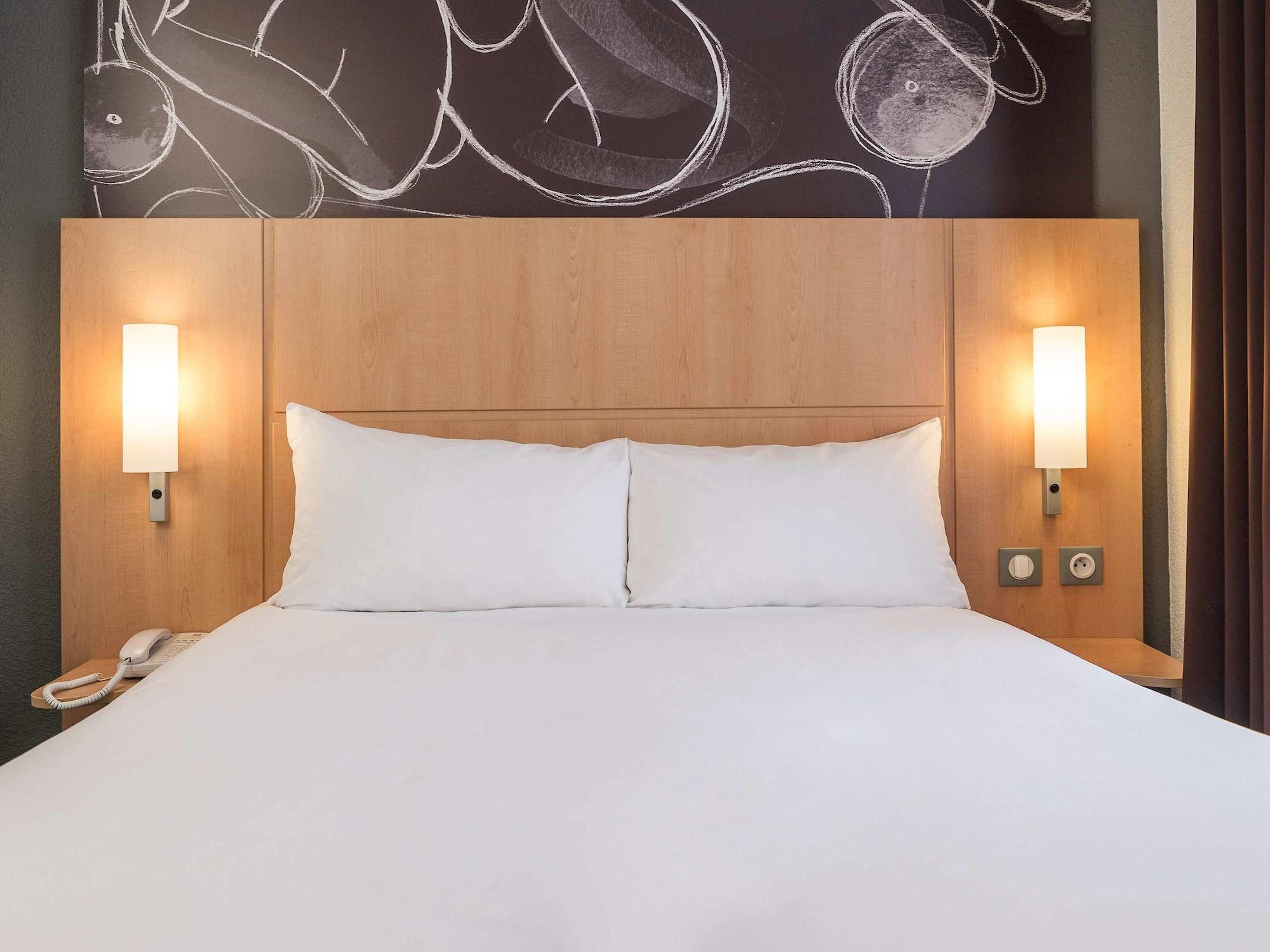 Отель Ibis Paris Vaugirard Porte De Versailles Экстерьер фото