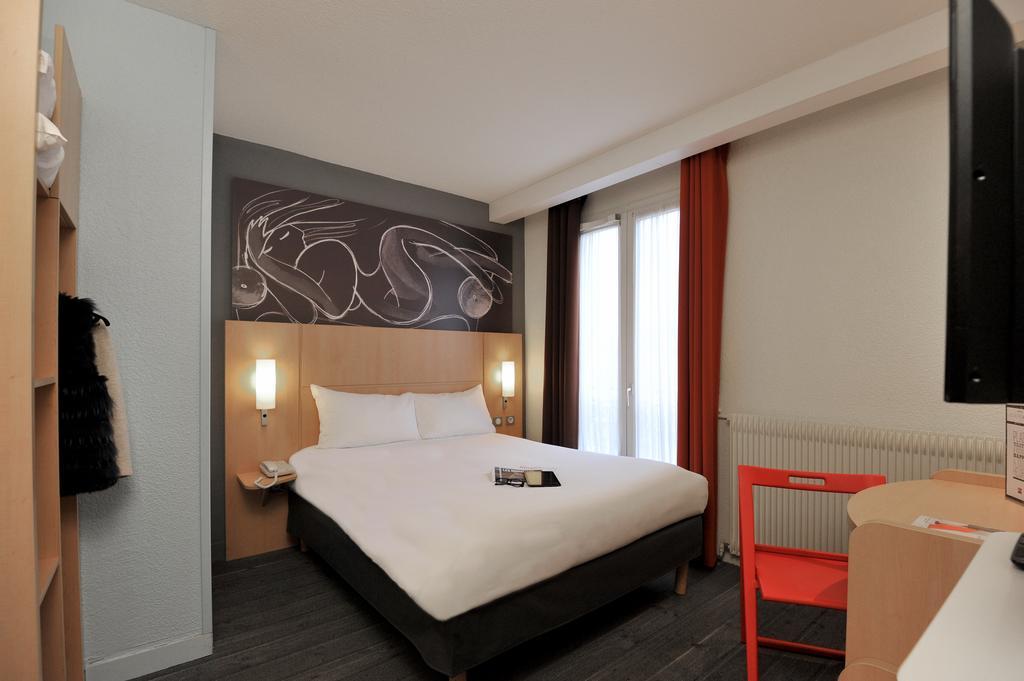 Отель Ibis Paris Vaugirard Porte De Versailles Экстерьер фото